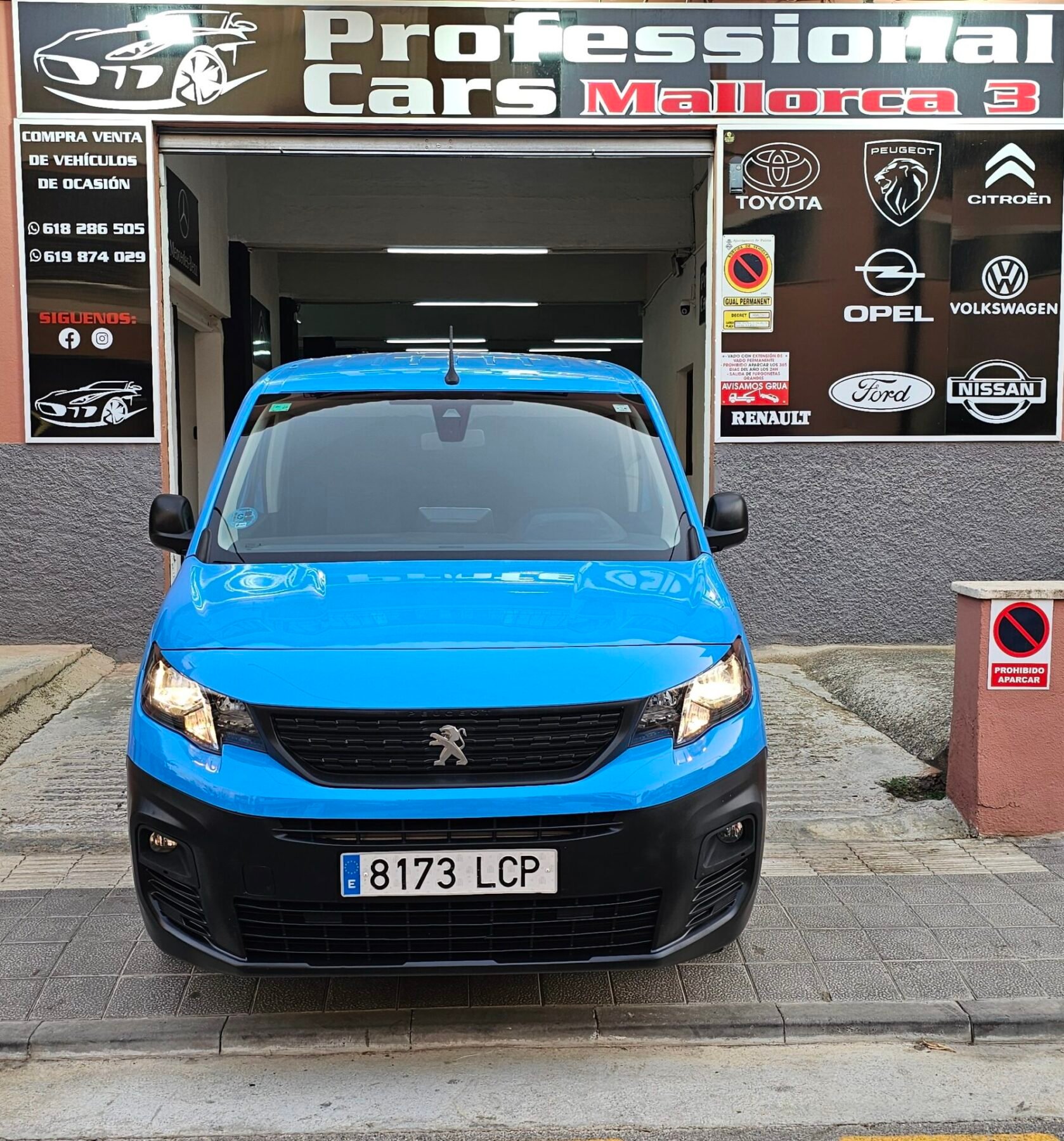 PEUGEOT Partner Professional 