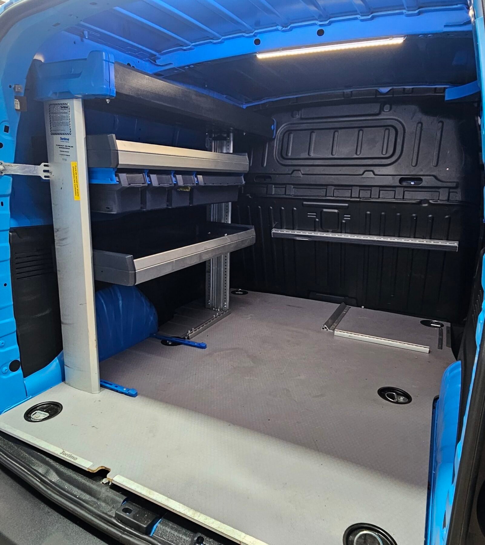 PEUGEOT Partner Professional 