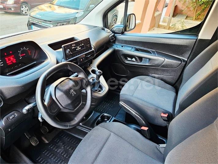 PEUGEOT Partner Pro Standard 1000kg BlueHDi