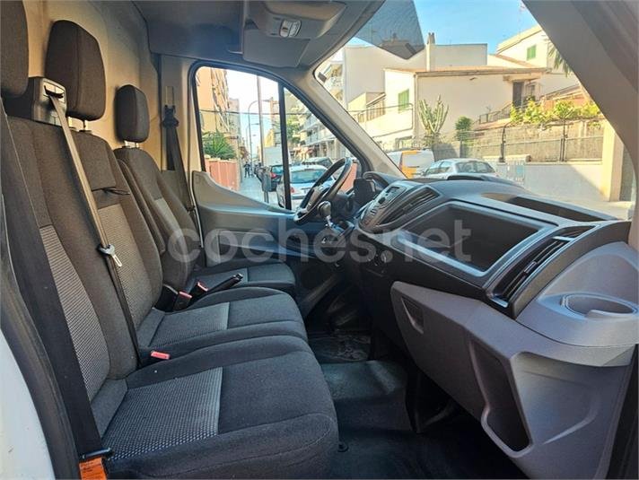 FORD Transit 310 L3H2 Van Ambiente Delantera