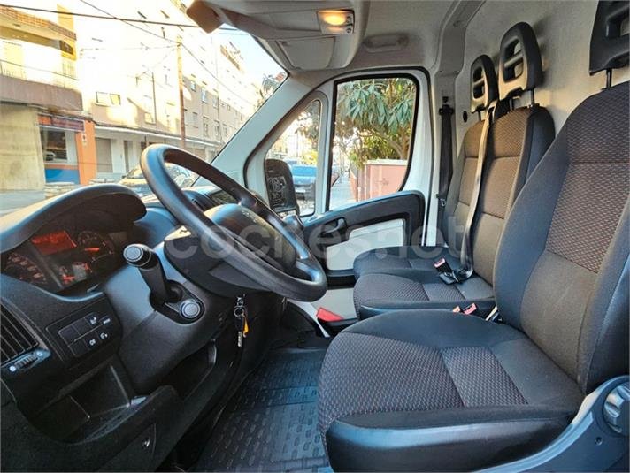 PEUGEOT Boxer 333 L2H2 BlueHDi