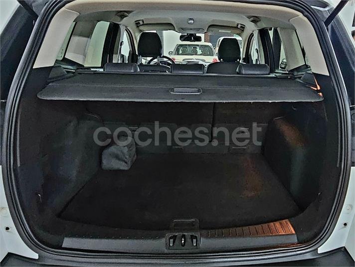 FORD Kuga 2.0 TDCi 4x2 ASS Titanium