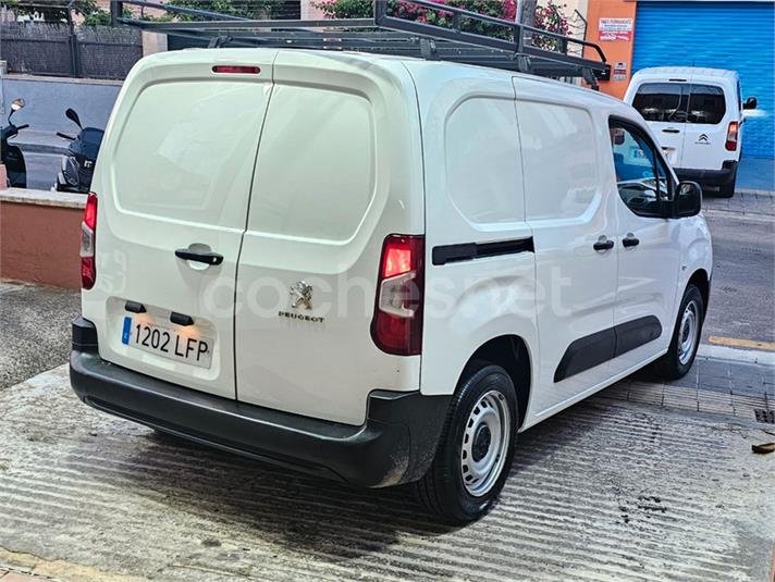 PEUGEOT Partner Pro Standard 600kg BlueHDi