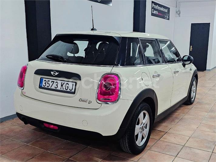 MINI ONE D 5 PUERTAS