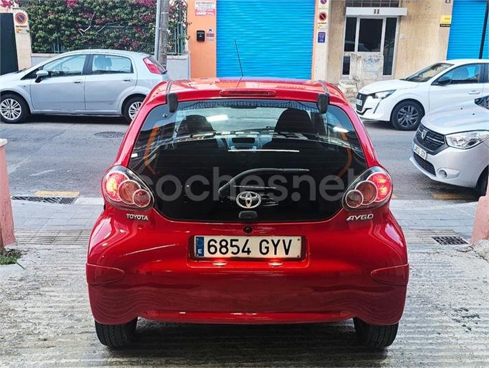 TOYOTA Aygo 1.0 VVTi Blue