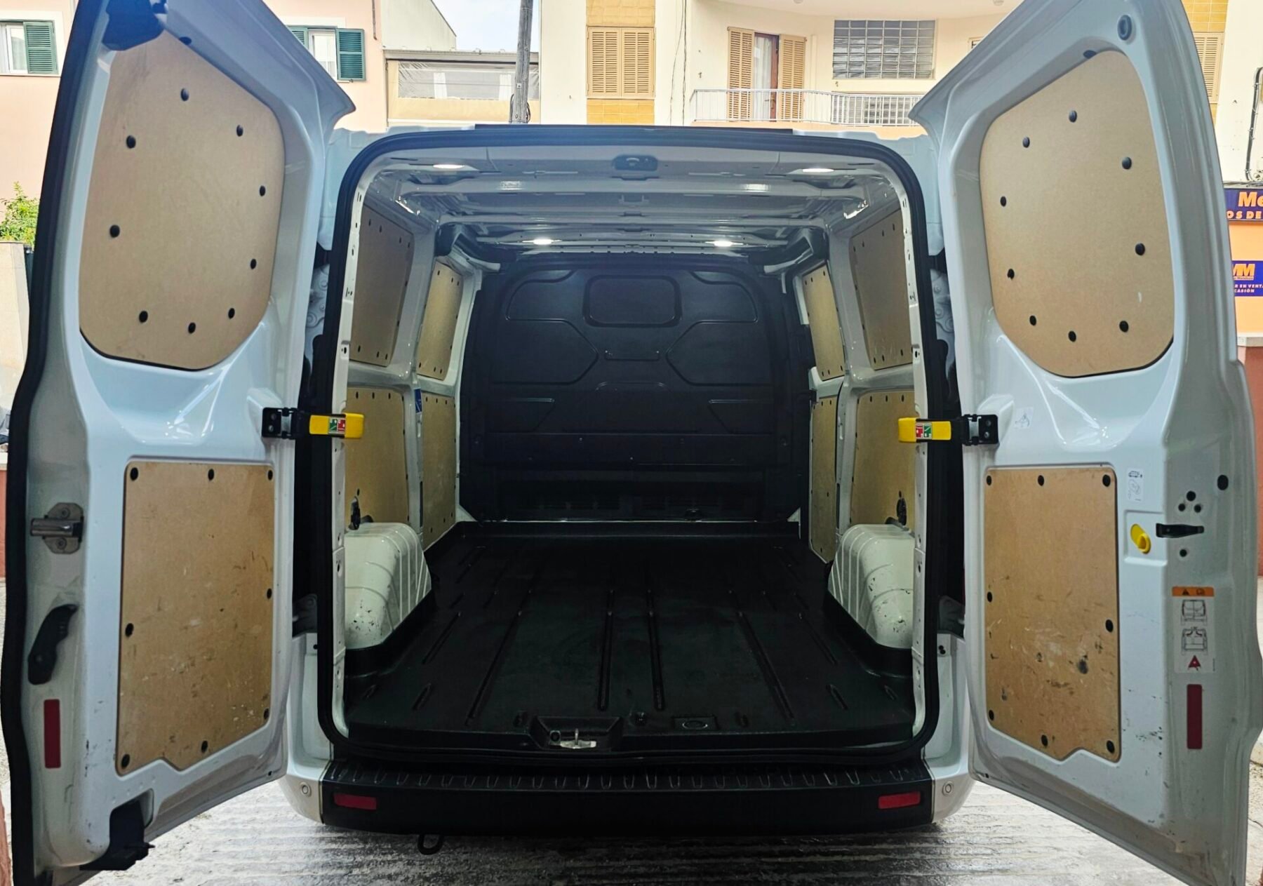 FORD Transit Custom L2H1