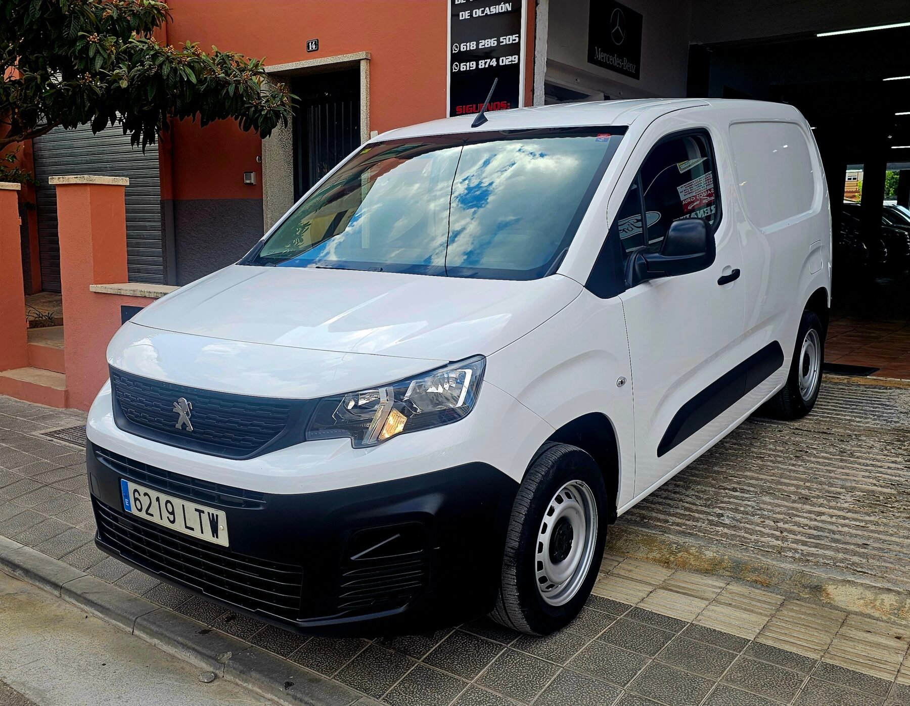 PEUGEOT Partner 3 Plazas Pro