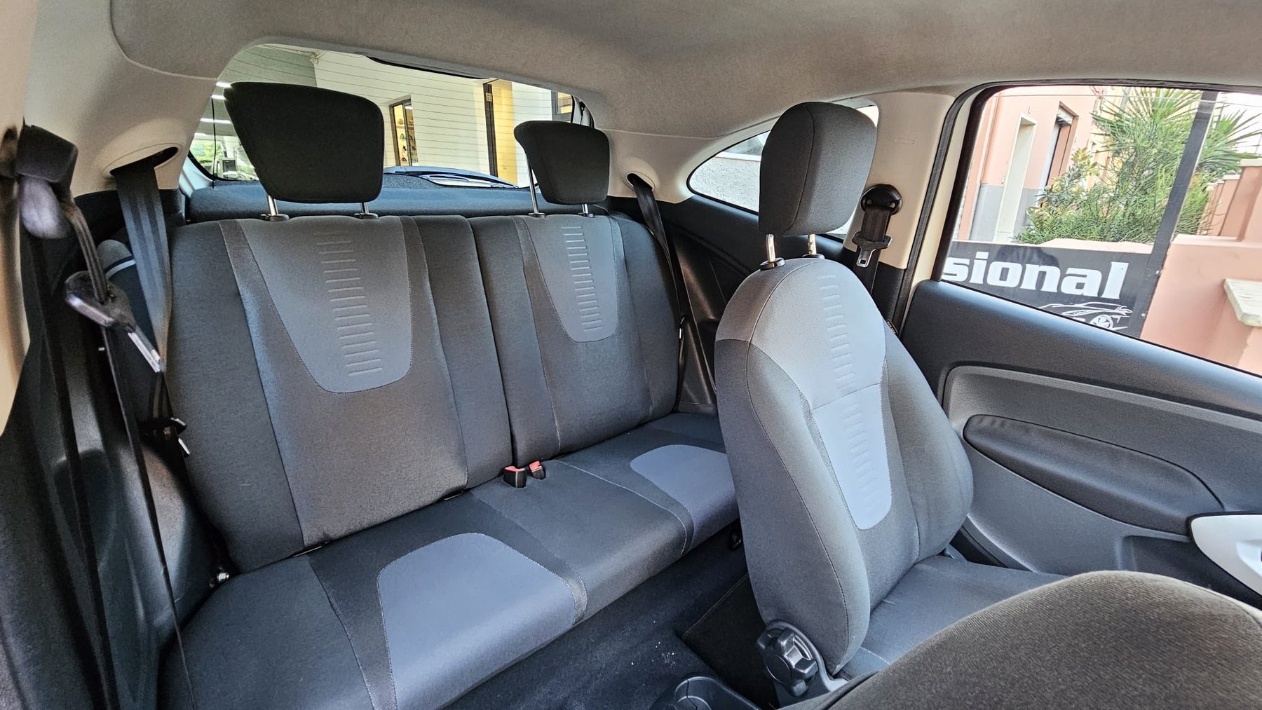 FORD ka 1.2 Titanium+