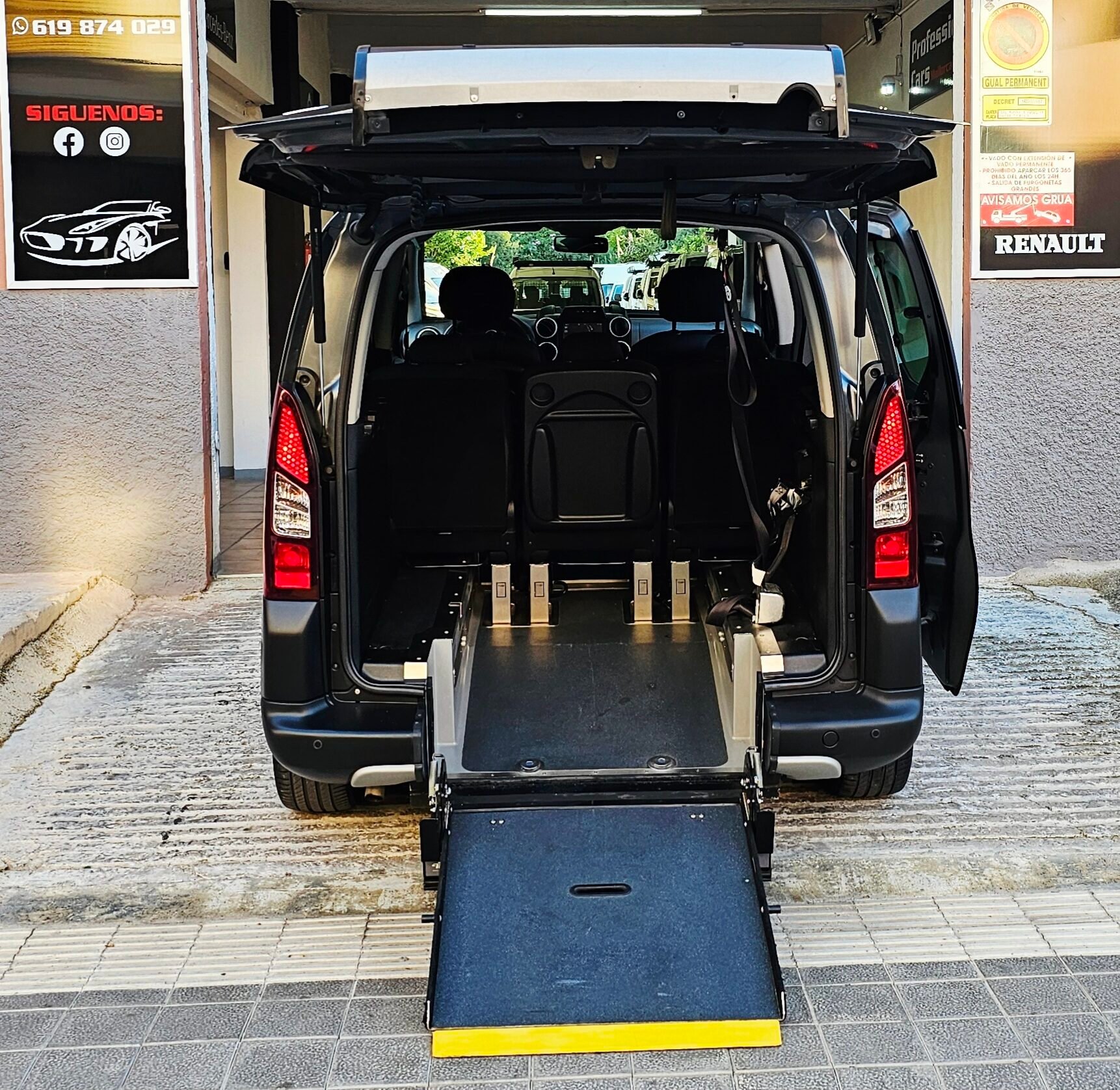 CITROEN Berlingo Outdoor / adaptado para Movilidad Reducida 