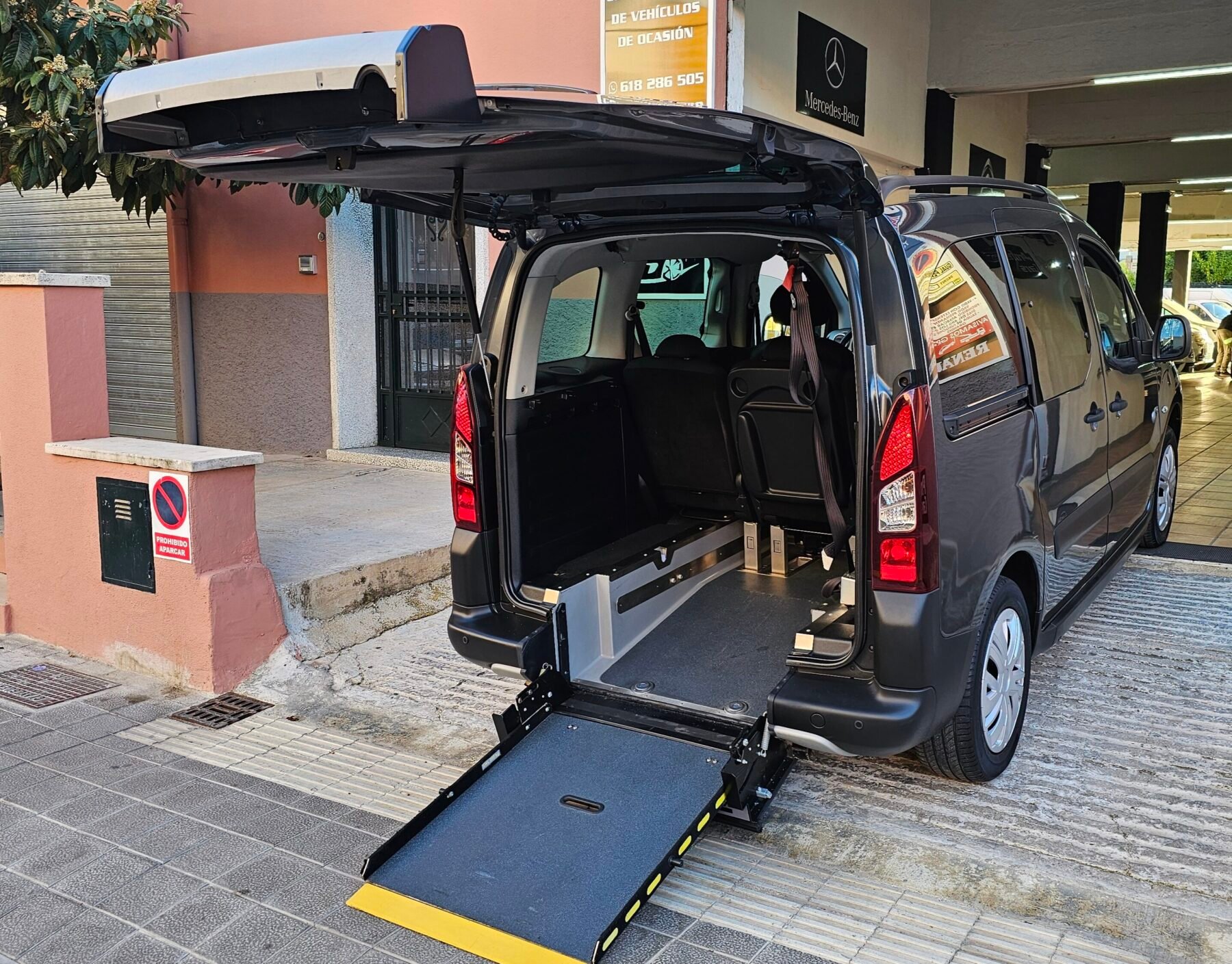 CITROEN Berlingo Outdoor / adaptado para Movilidad Reducida 