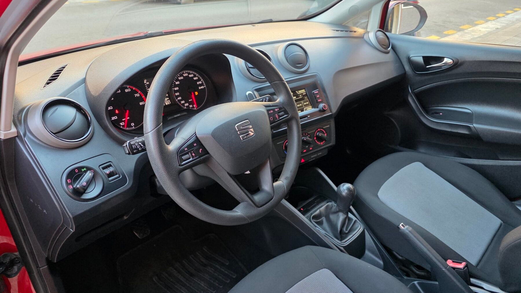 SEAT IBIZA Reference Plus 