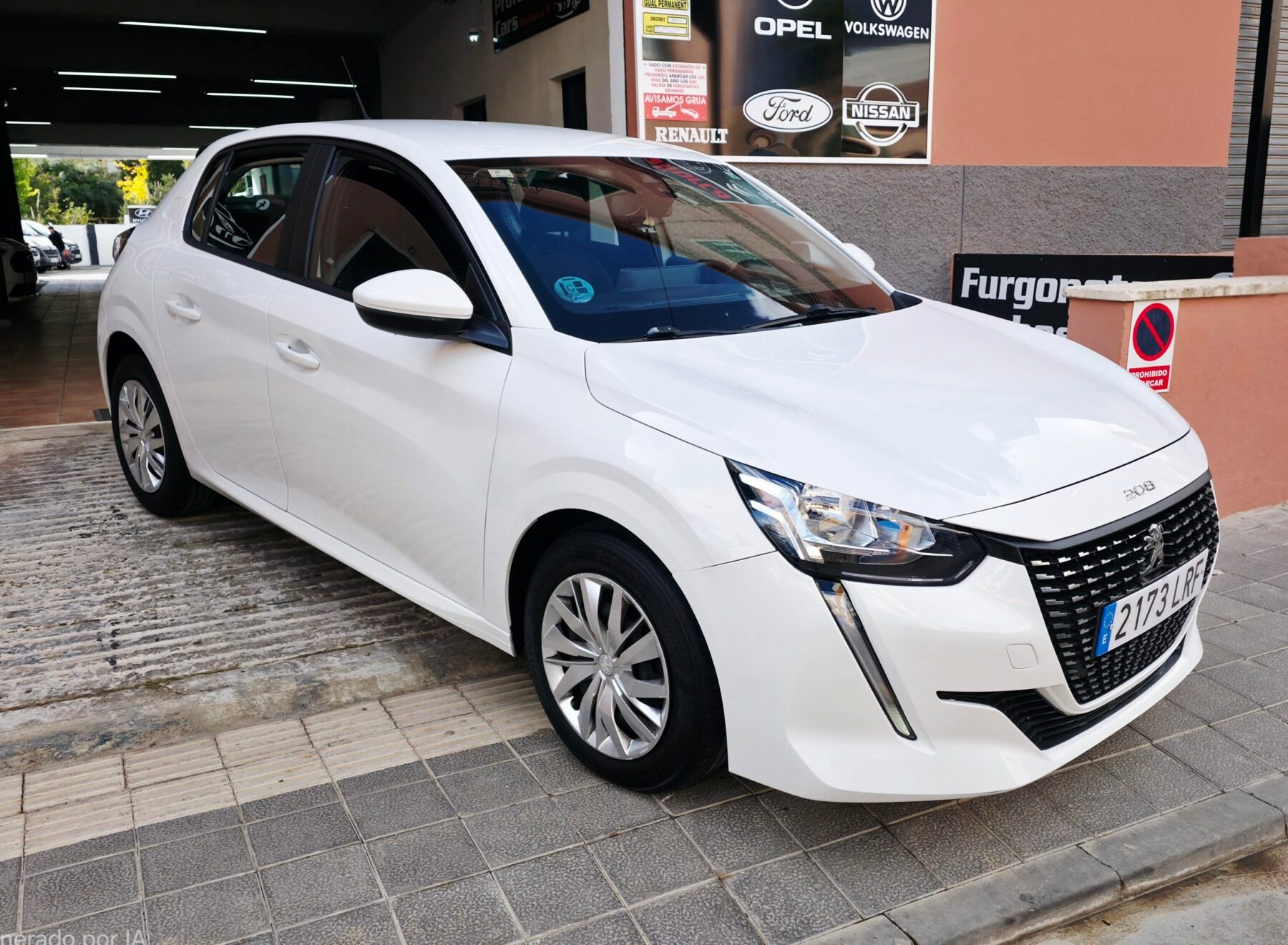 PEUGEOT 208 Active