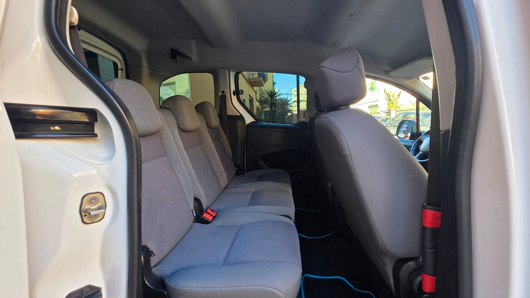 PEUGEOT Expert Tepee