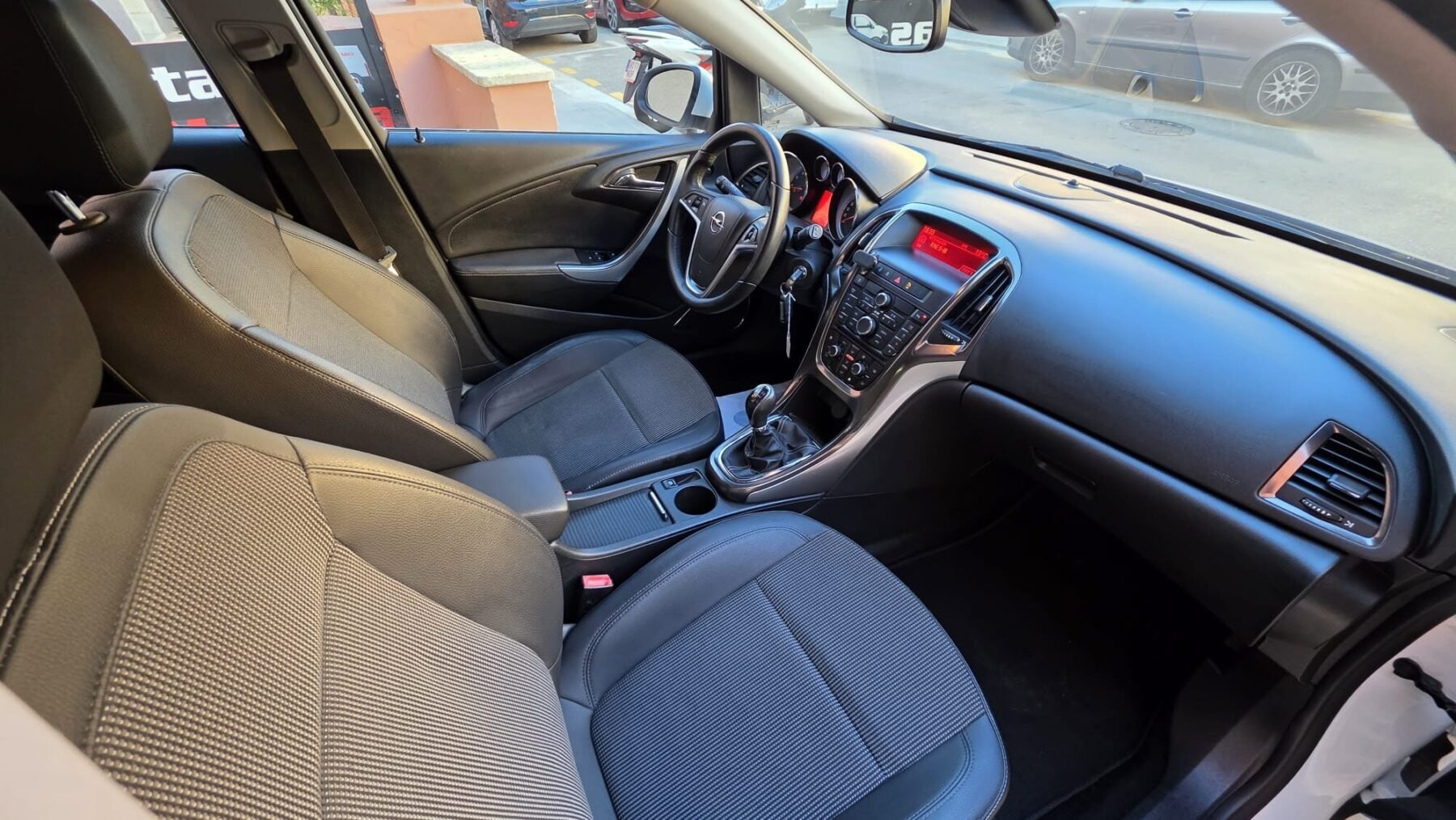 OPEL Astra 1.4 Turbo Cosmo