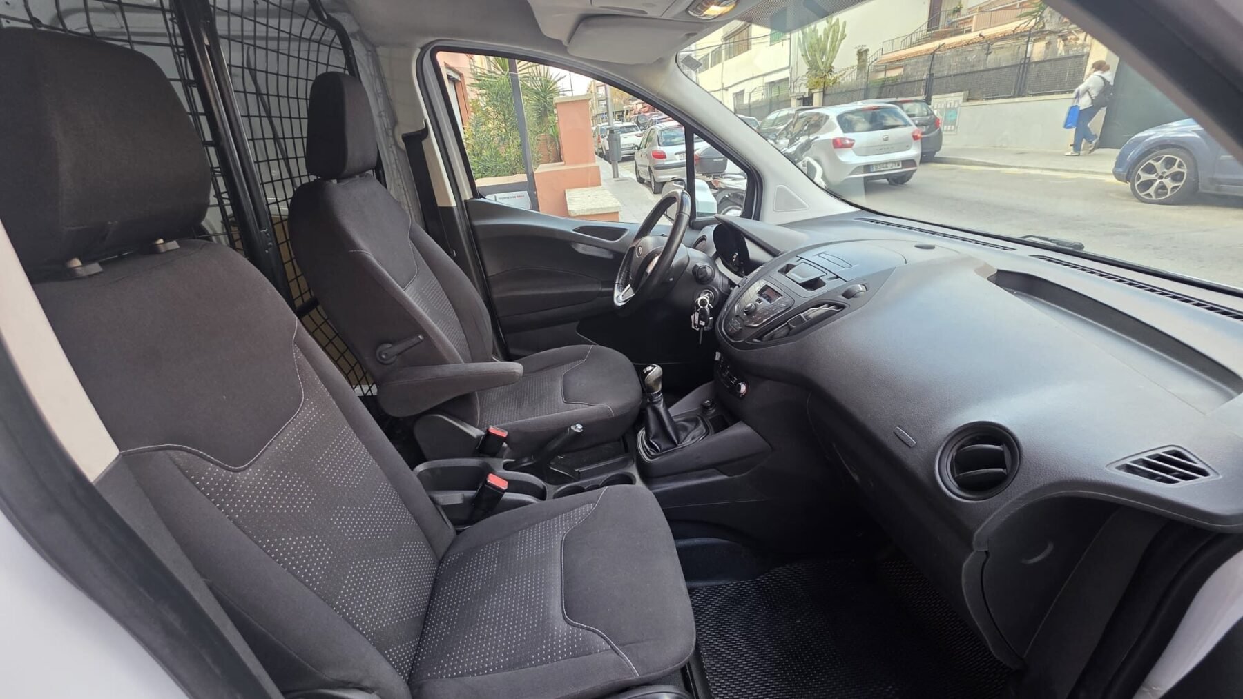 FORD Transit Courier 1.5 TDCi 55kW