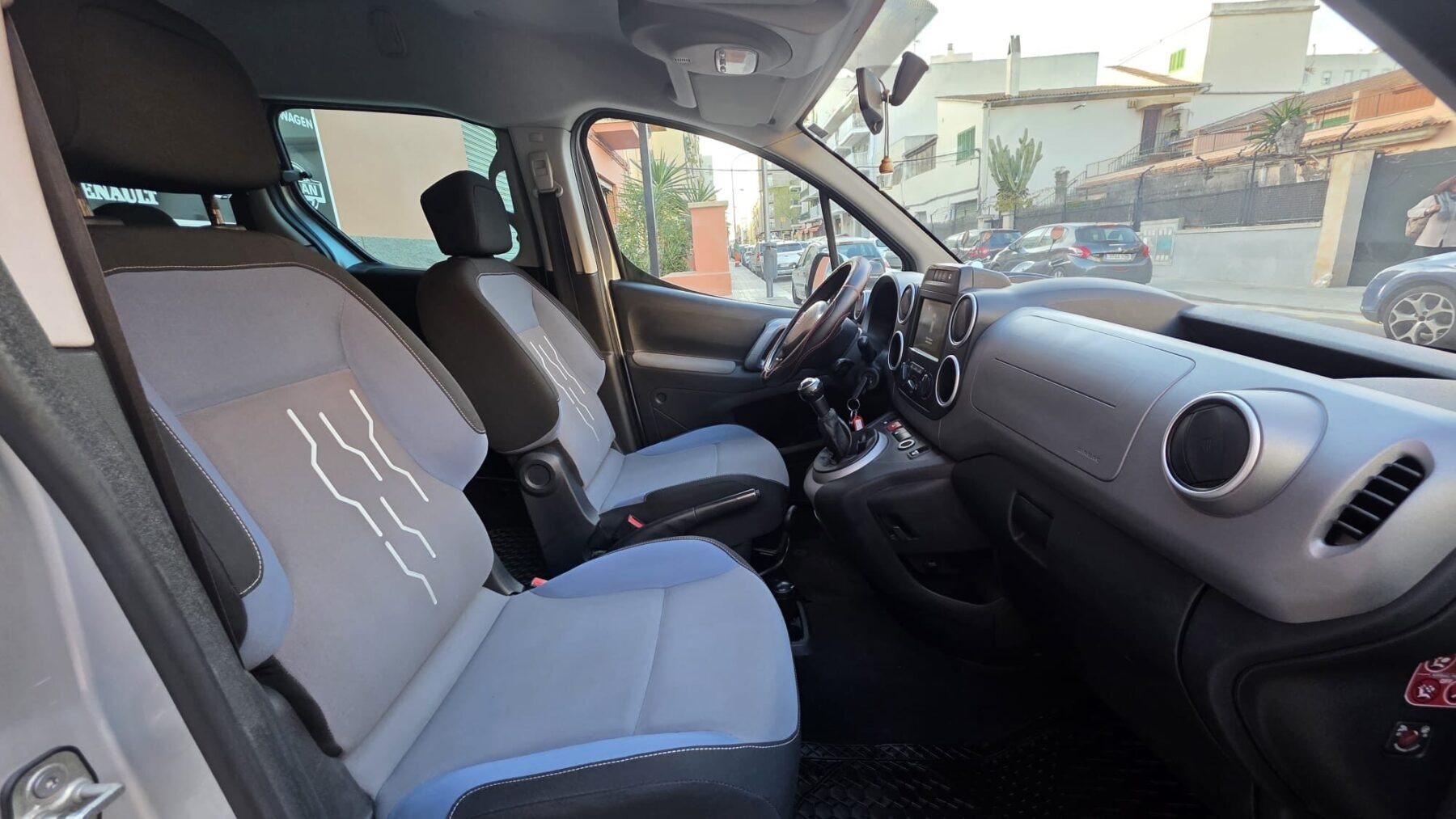 PEUGEOT Partner 1.6 Blue-HDi Active