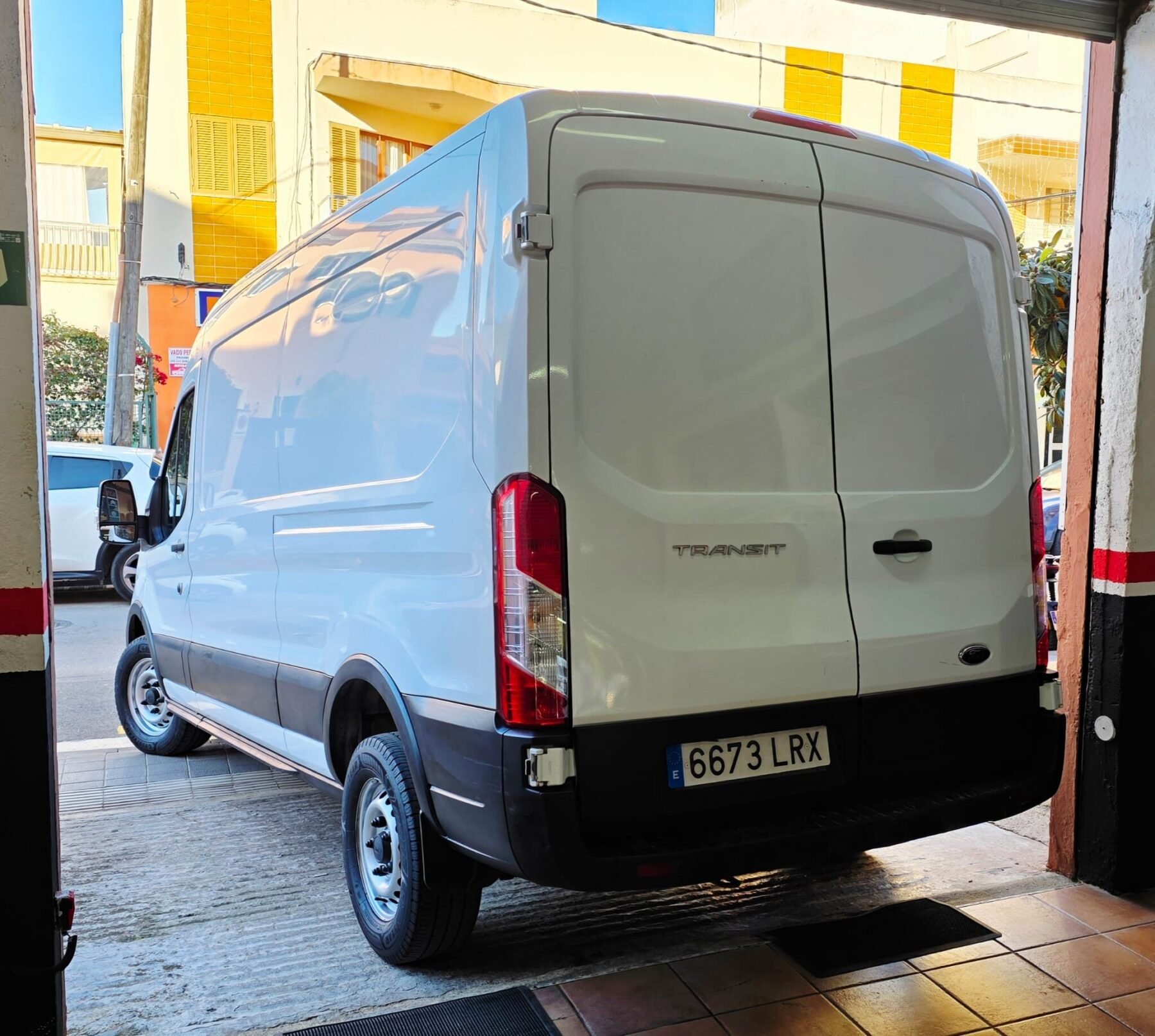 FORD Transit  2.0  L3H2