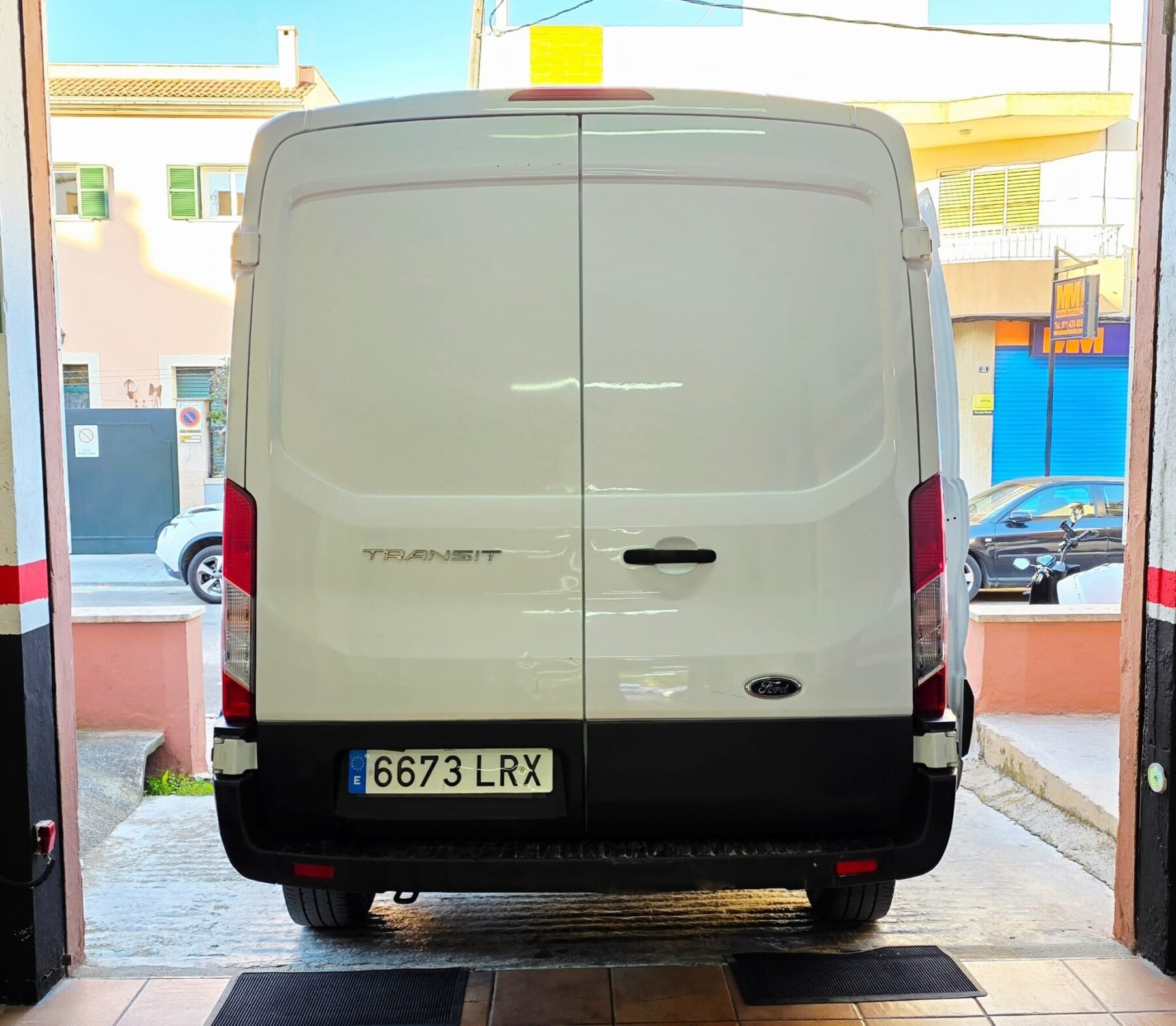 FORD Transit  2.0  L3H2