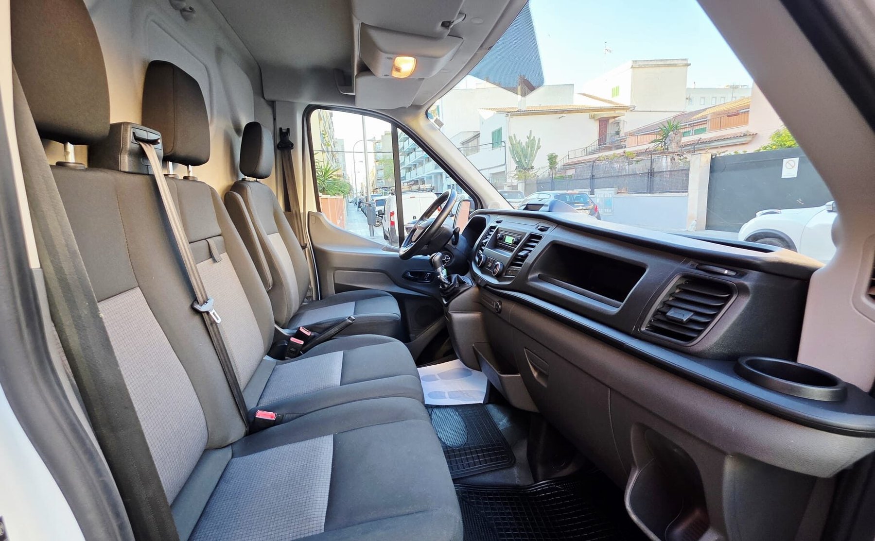 FORD Transit  2.0  L3H2