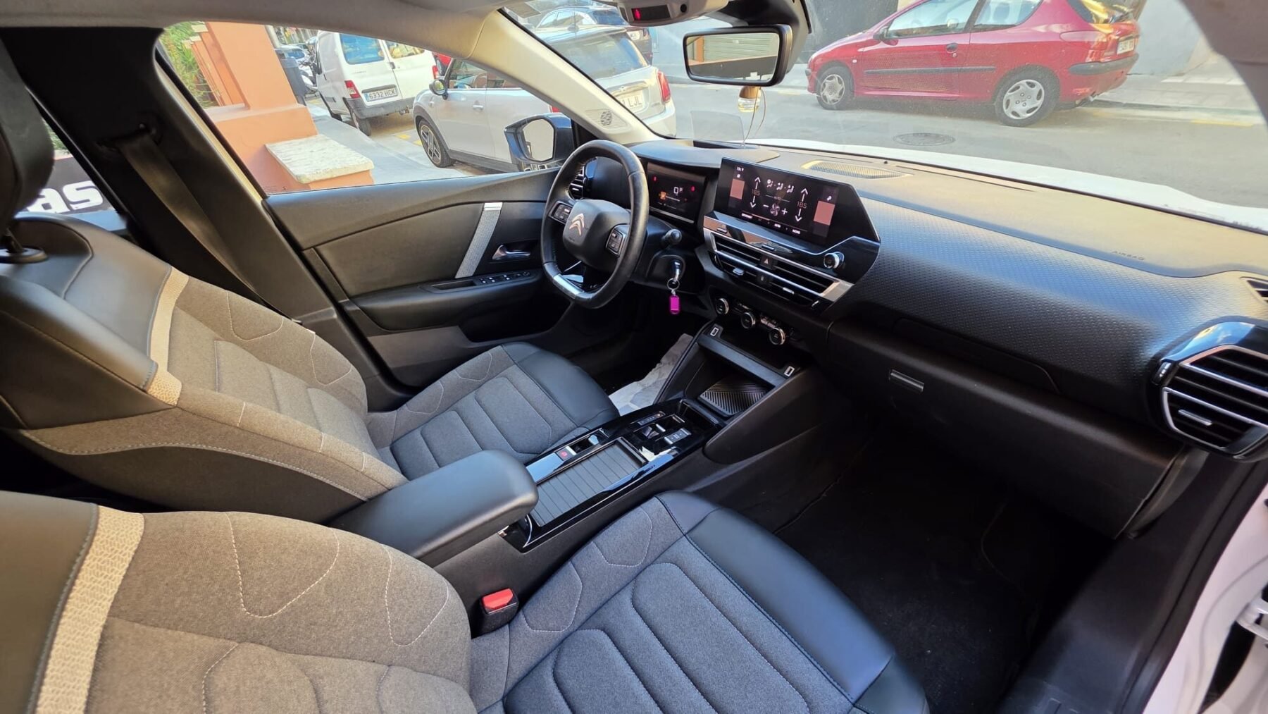 CITROEN C4 BlueHdi 130 SS EAT8 Feel Pack