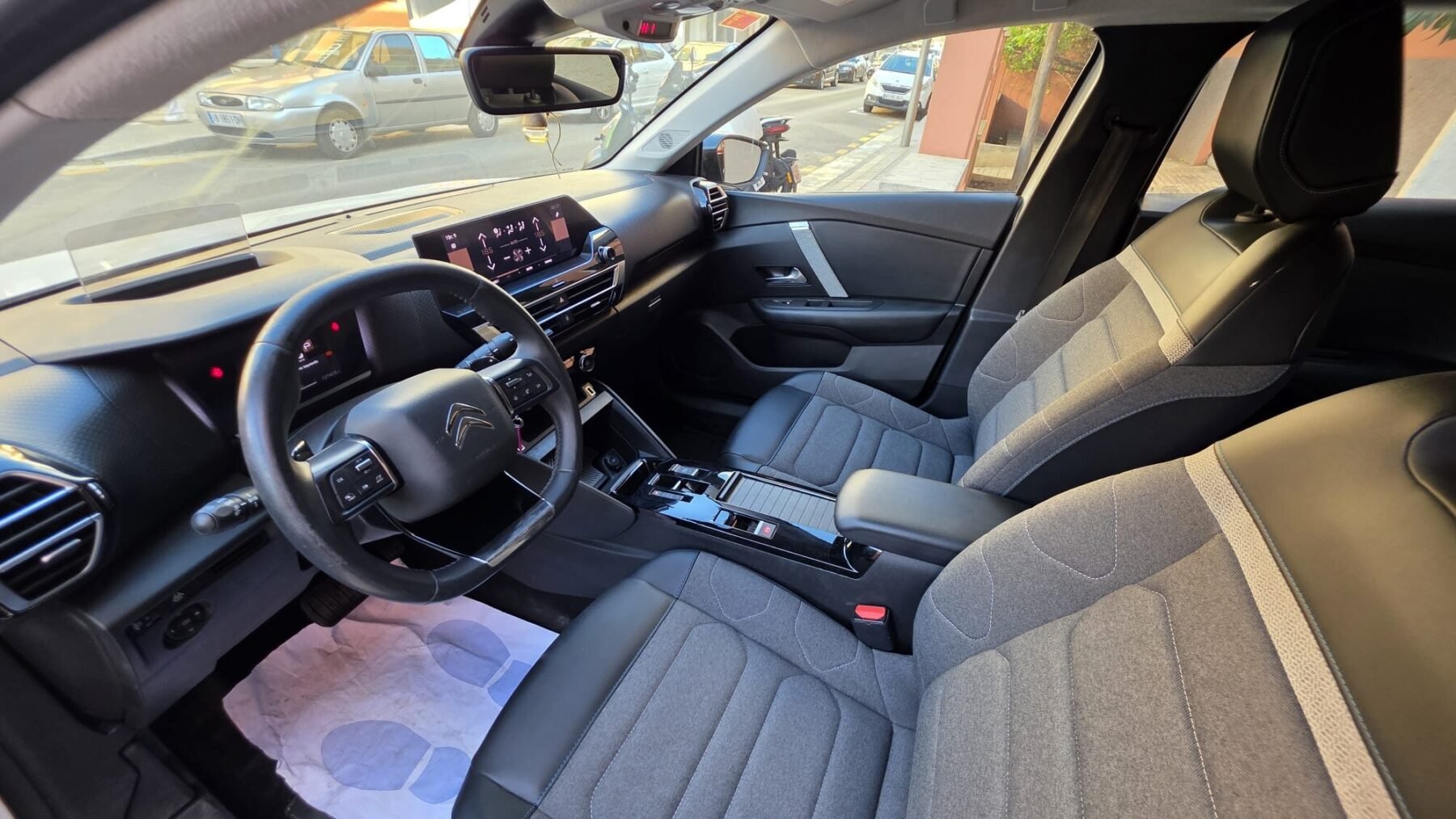 CITROEN C4 BlueHdi 130 SS EAT8 Feel Pack