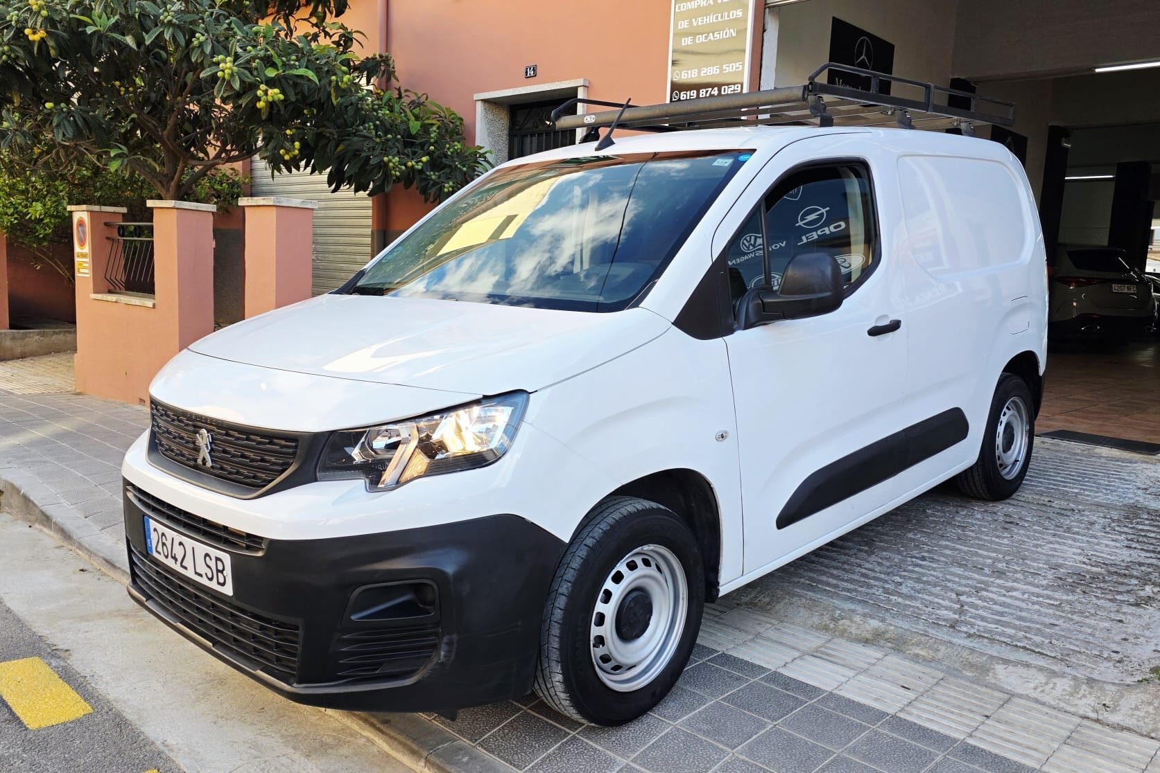 PEUGEOT Partner Pro Standard 600kg BlueHDI 100 S&S 5 vel.