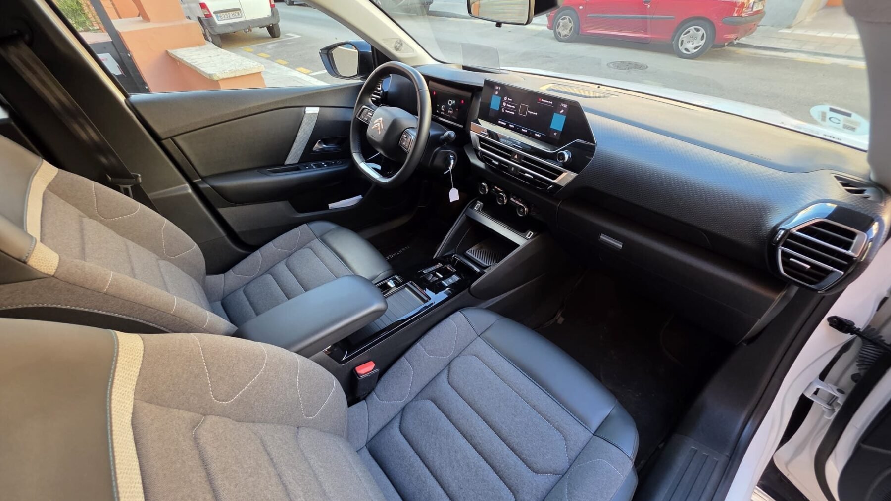 CITROEN C4 BlueHdi 130 SS EAT8 Feel Pack