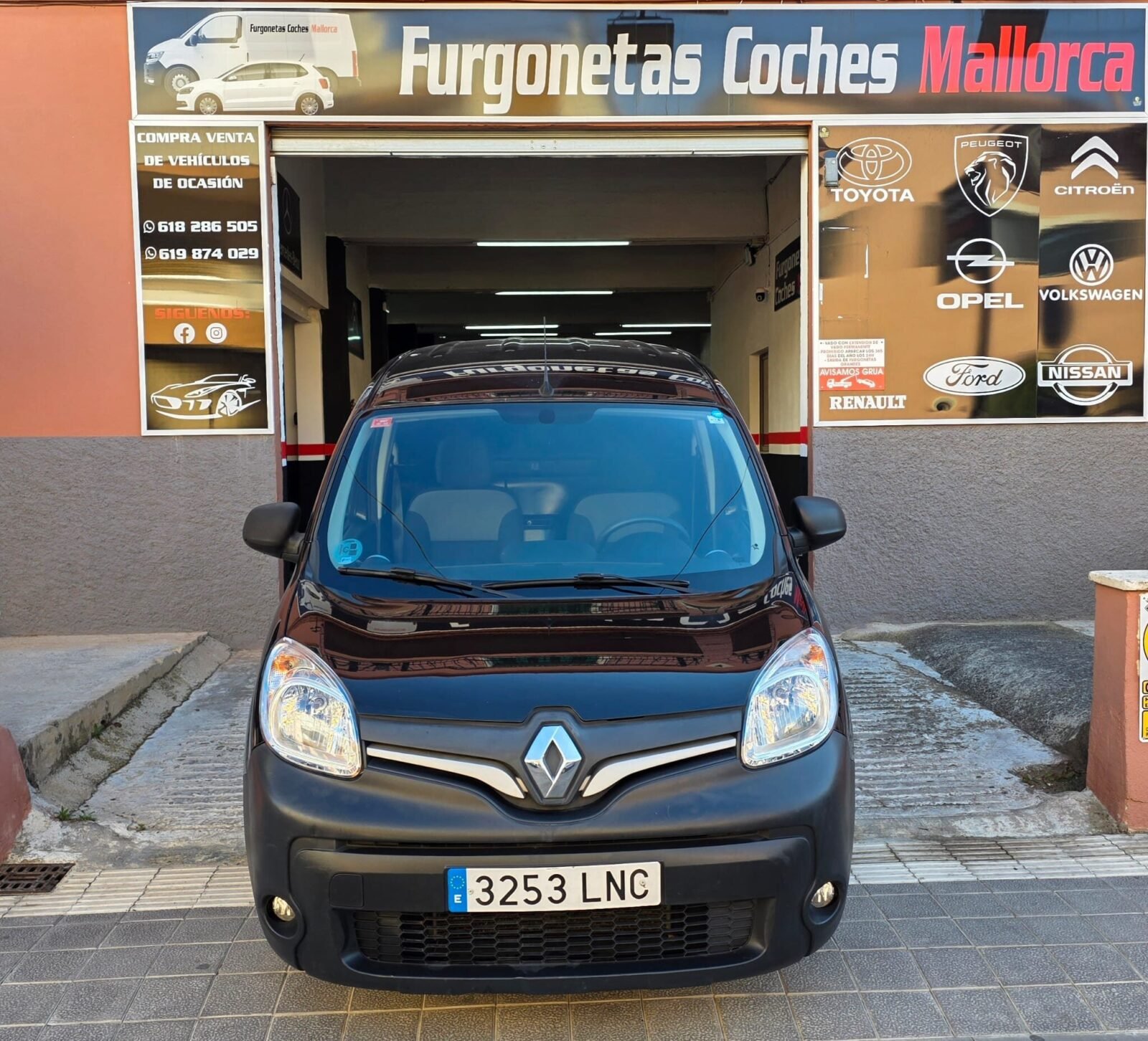 RENAULT Kangoo Furgón