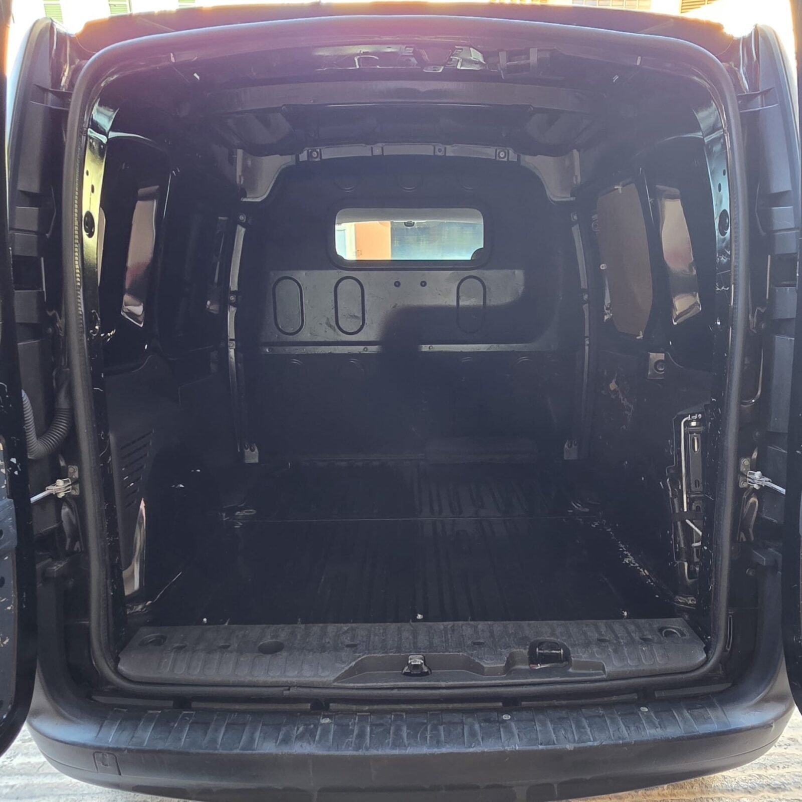RENAULT Kangoo Furgón
