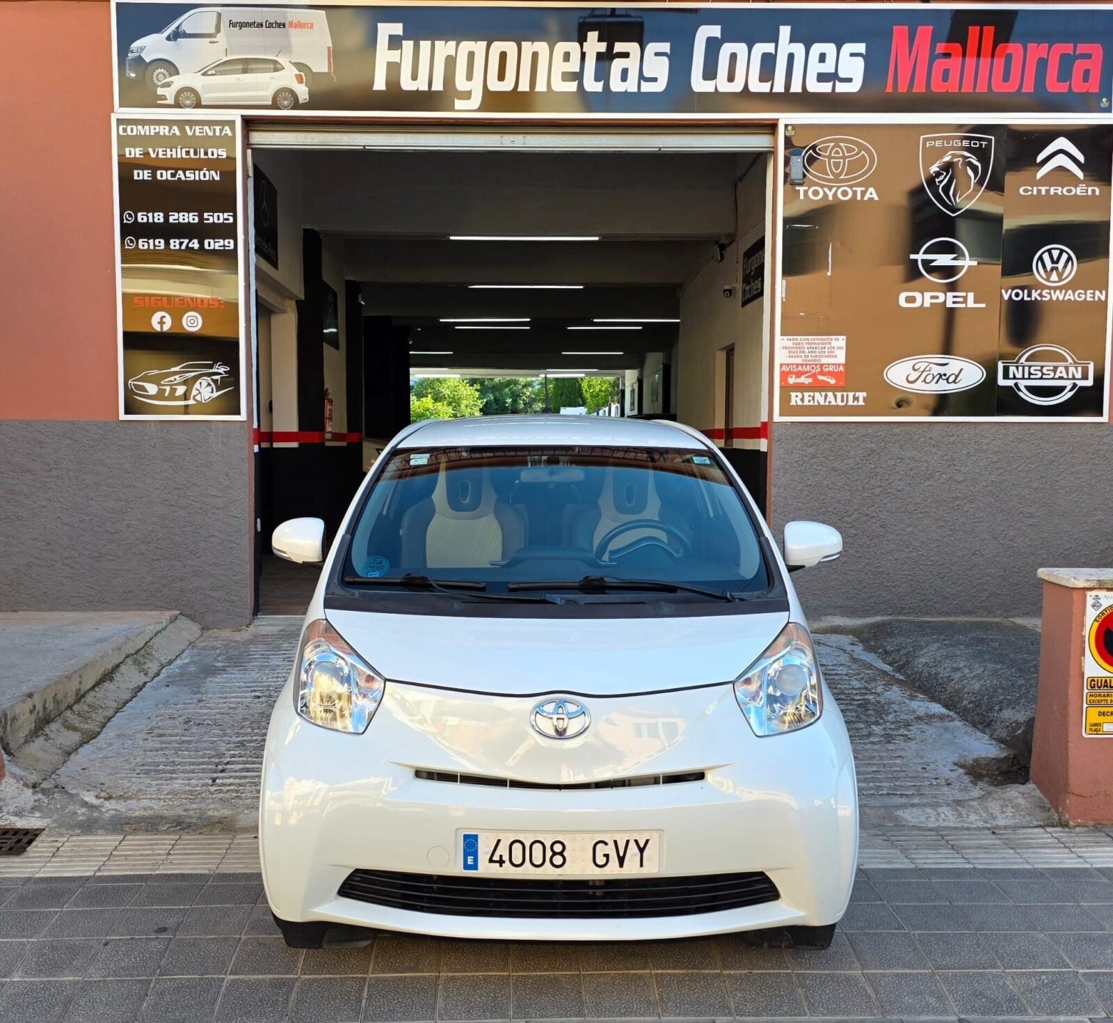 TOYOTA iQ 1.0 