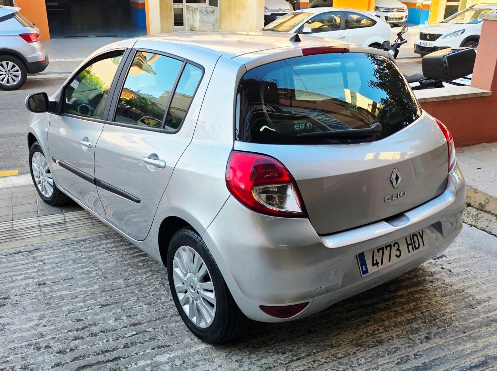 RENAULT CLIO 1.2 Expression