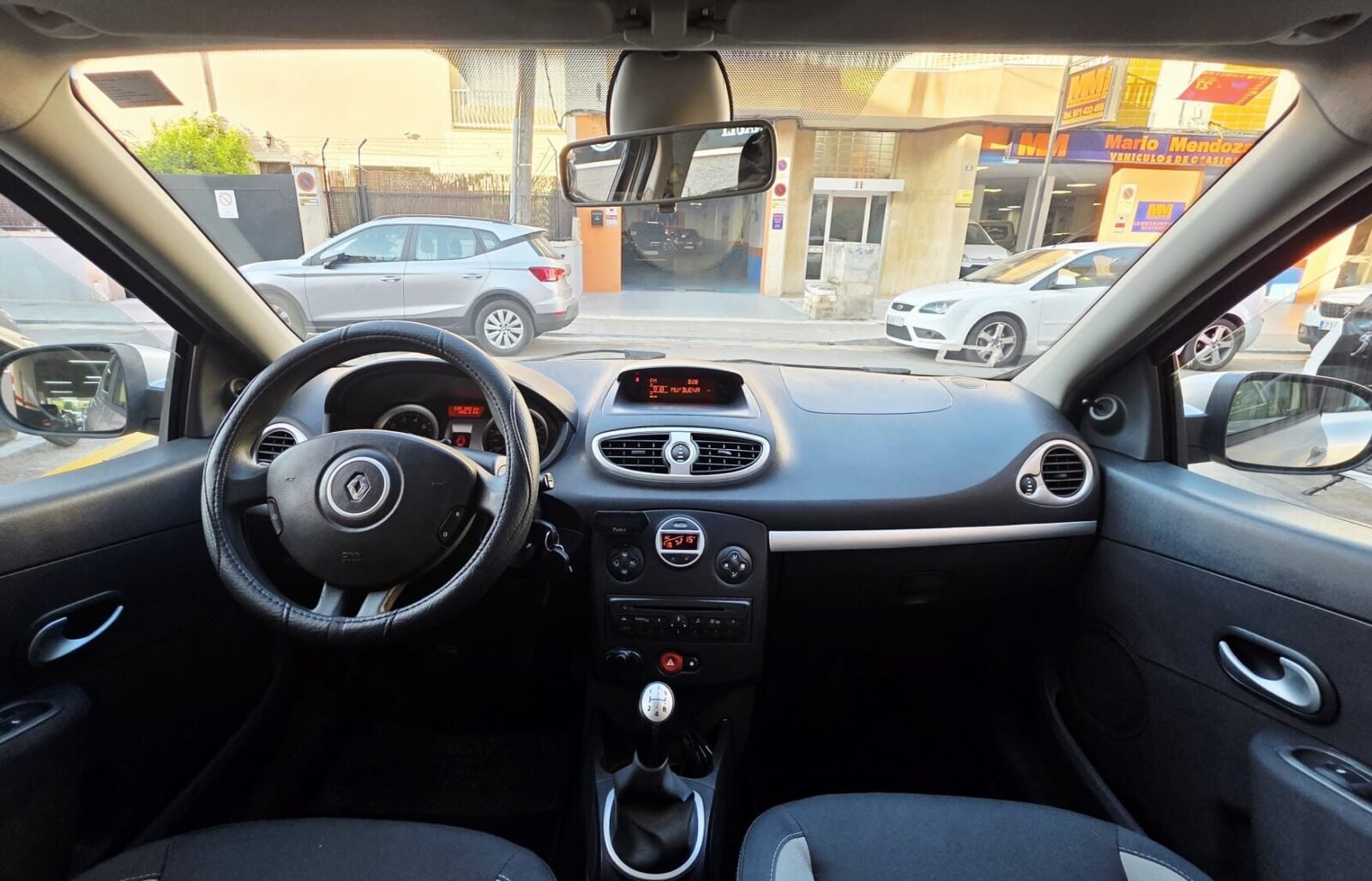 RENAULT CLIO 1.2 Expression