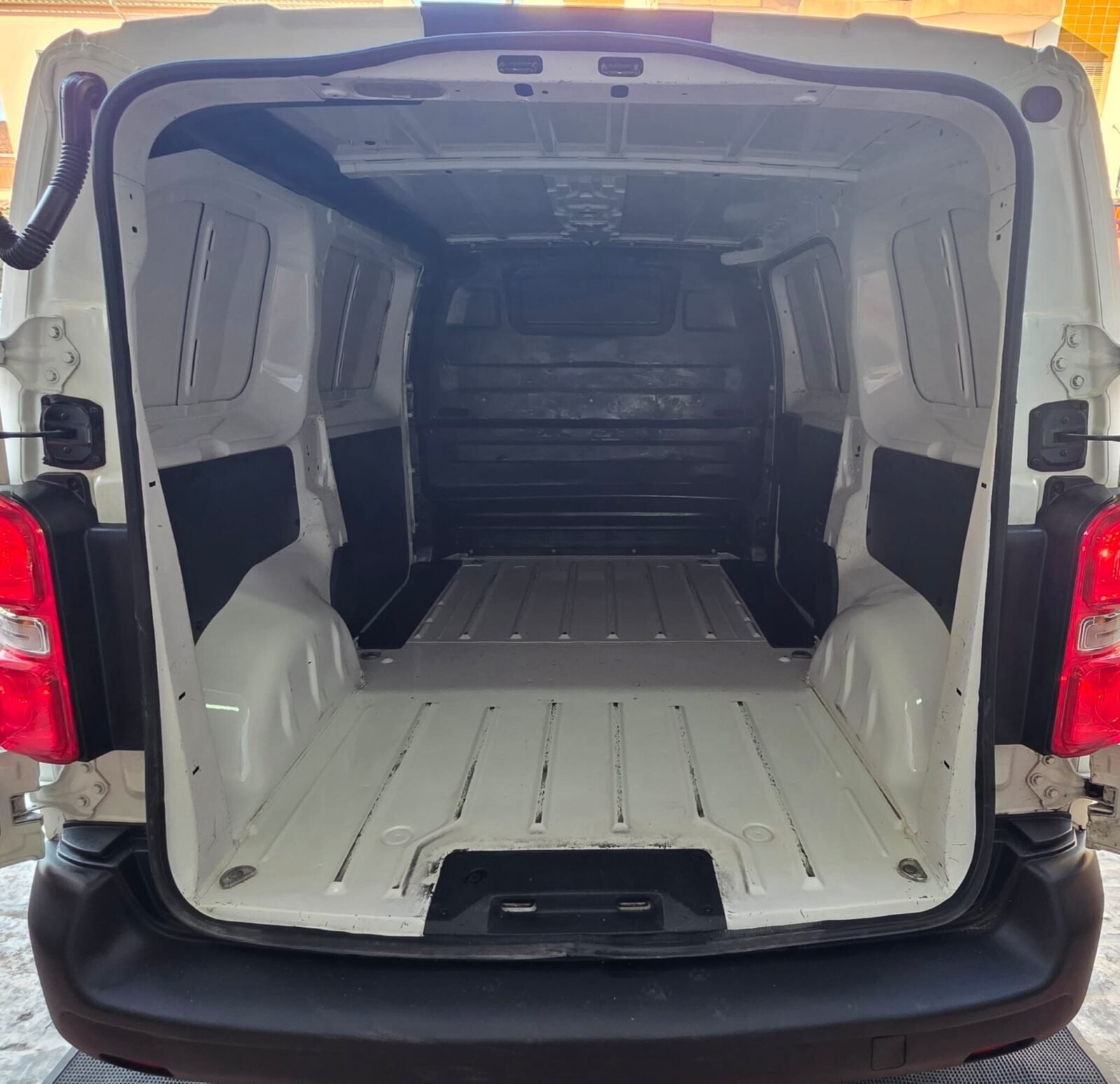PEUGEOT Expert  Furgon Pro 1.5 BlueHDi 100 SS Standard
