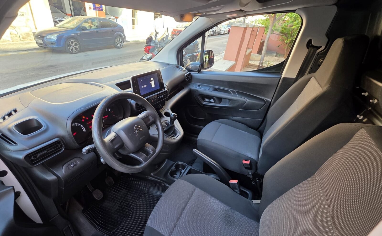 CITROEN Berlingo Talla M BlueHDi 100 CONTROL