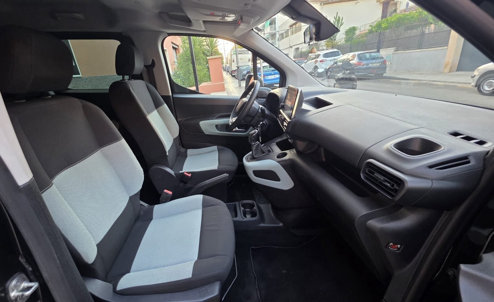 CITROEN Berlingo Talla M BlueHDi 100 FEEL