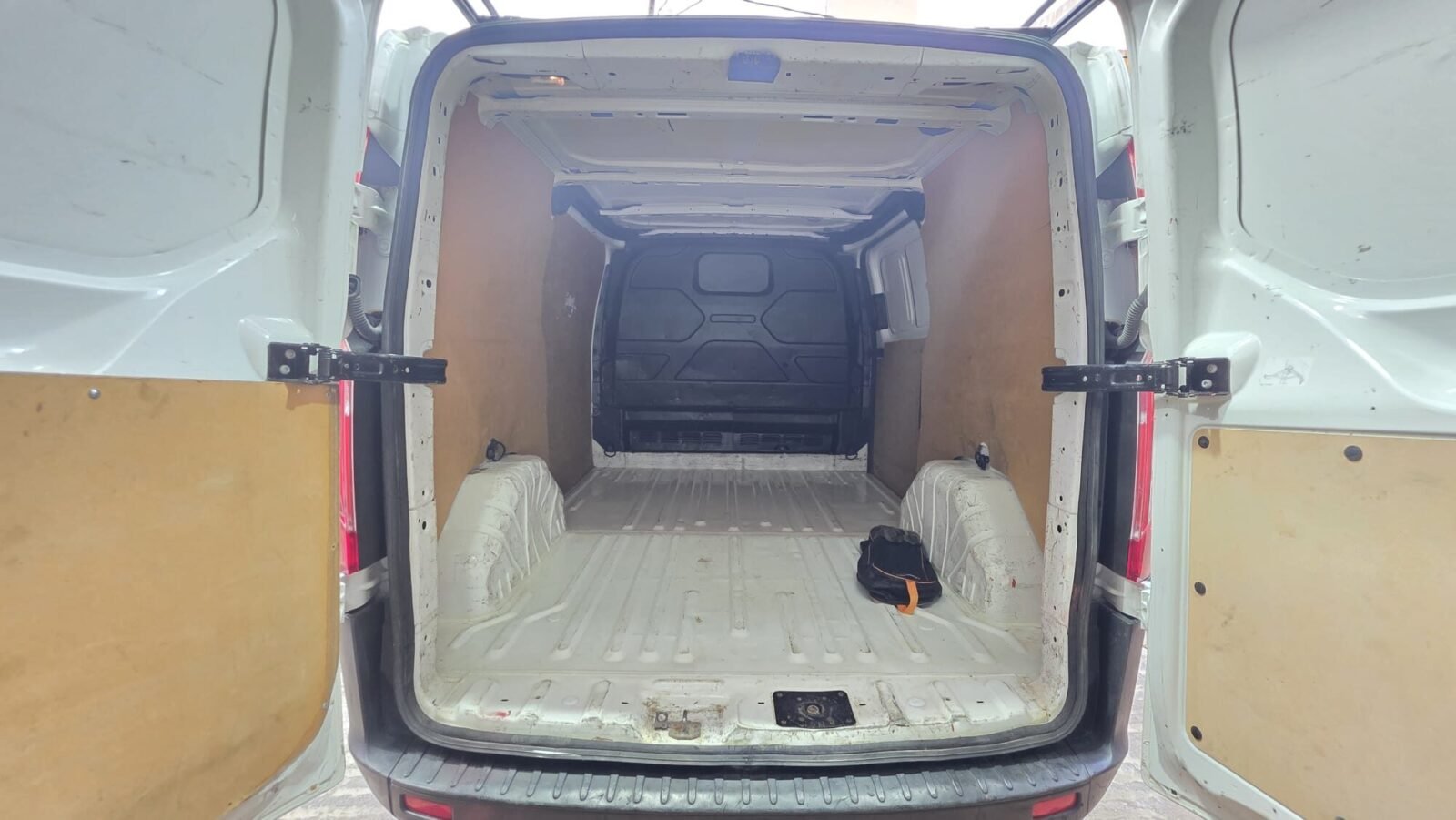 FORD Transit Custom Van 2.0 TDCi 77 kW 300 L2 Trend