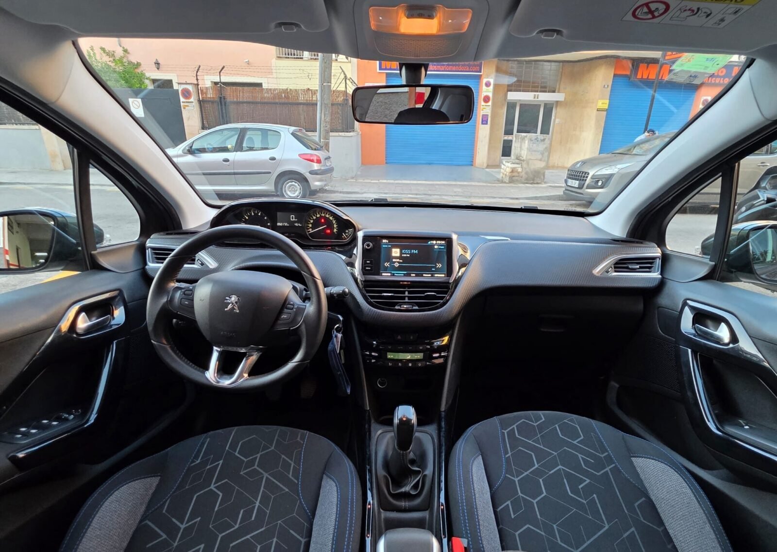 PEUGEOT 2008 Signature 1.2 PureTech 60KW 82CV