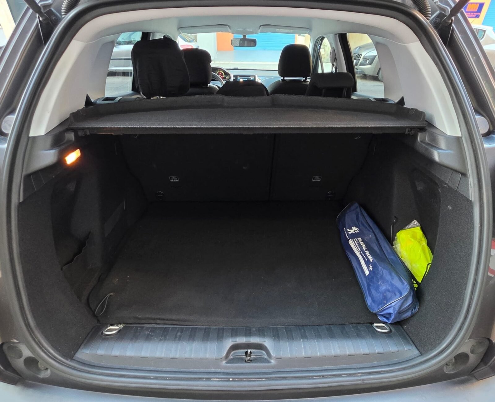 PEUGEOT 2008 Signature 1.2 PureTech 60KW 82CV