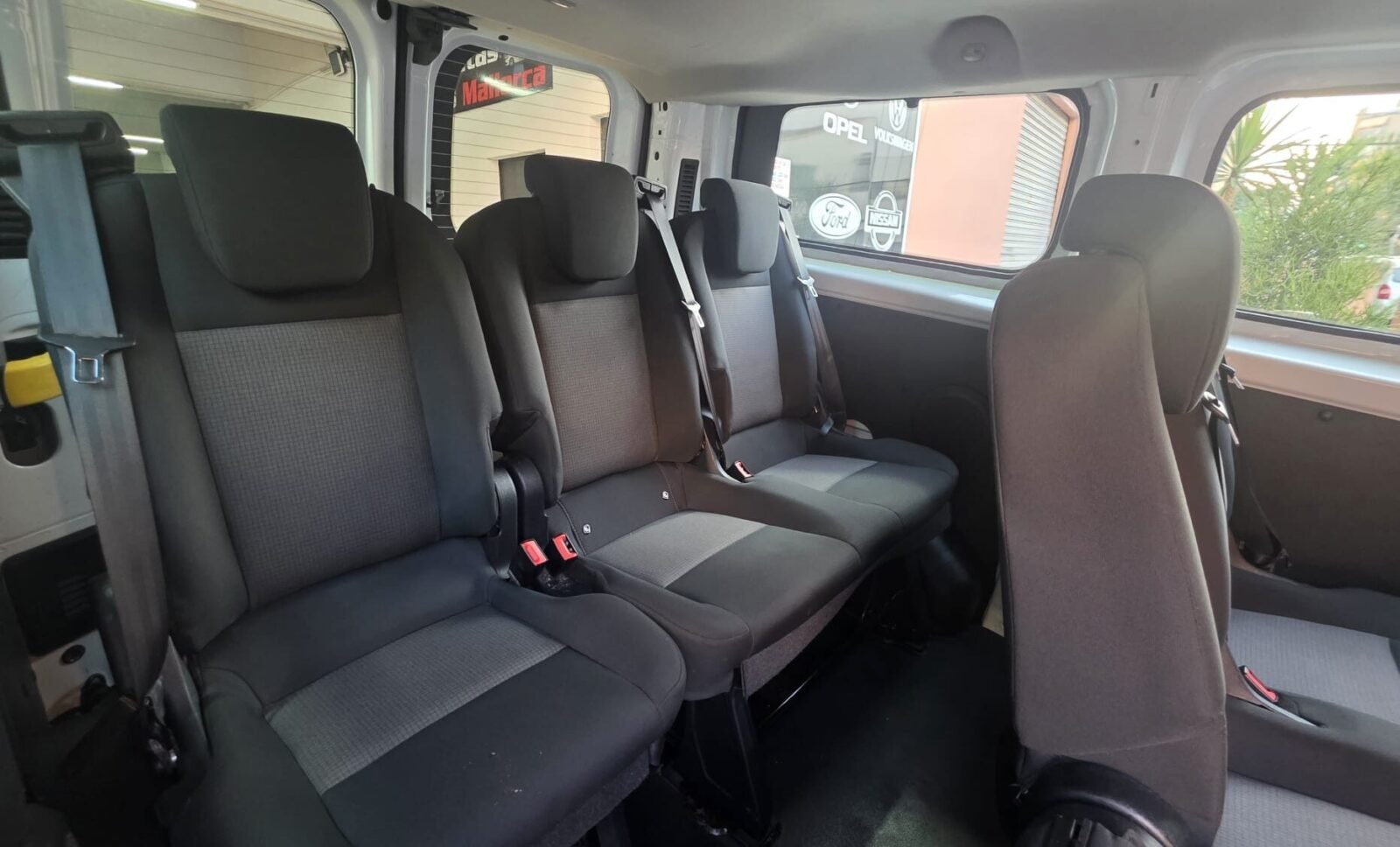FORD Transit Custom Kombi 2.0 TDCI 77kW 320 L1 Ambiente
