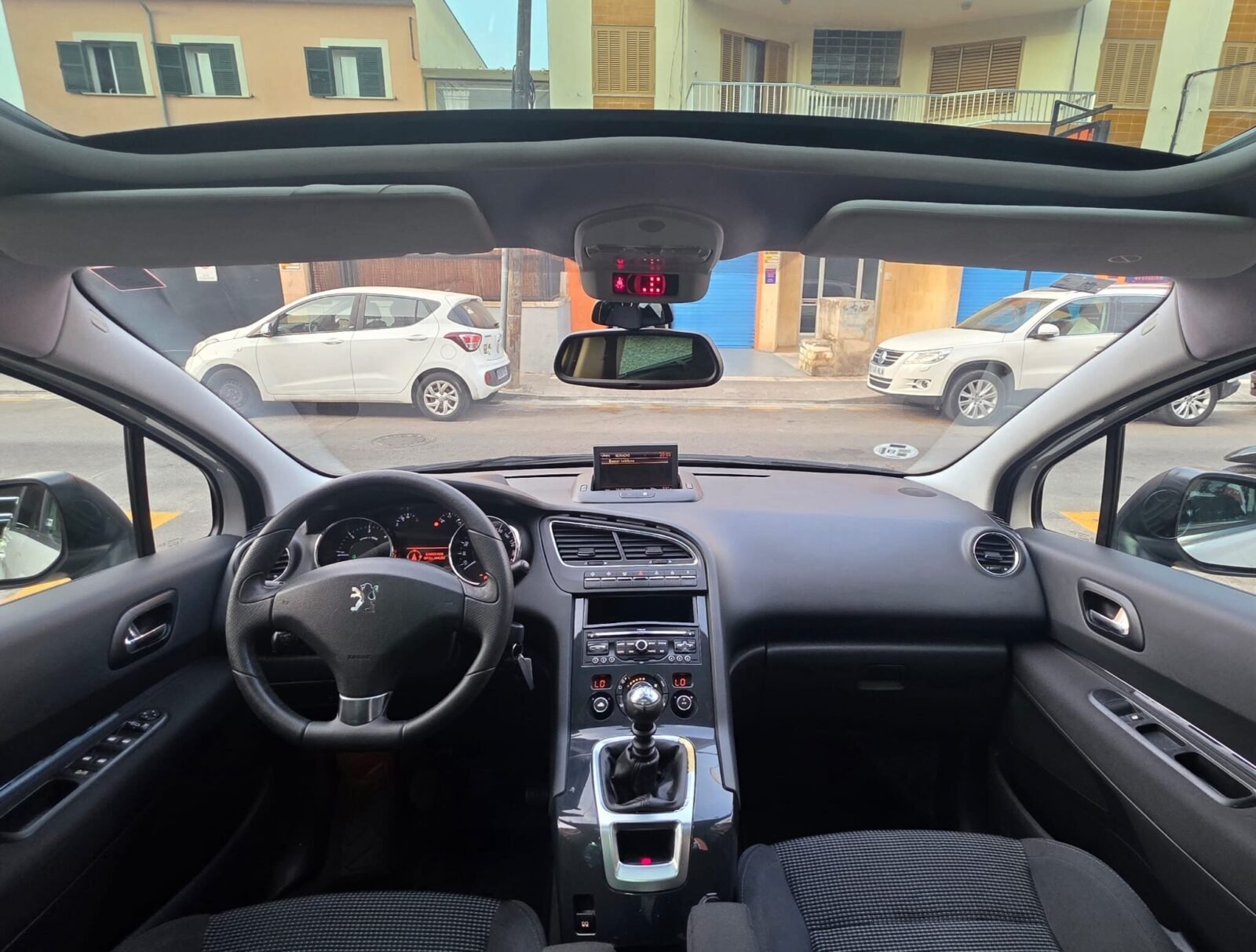 PEUGEOT 5008 Sport Pack