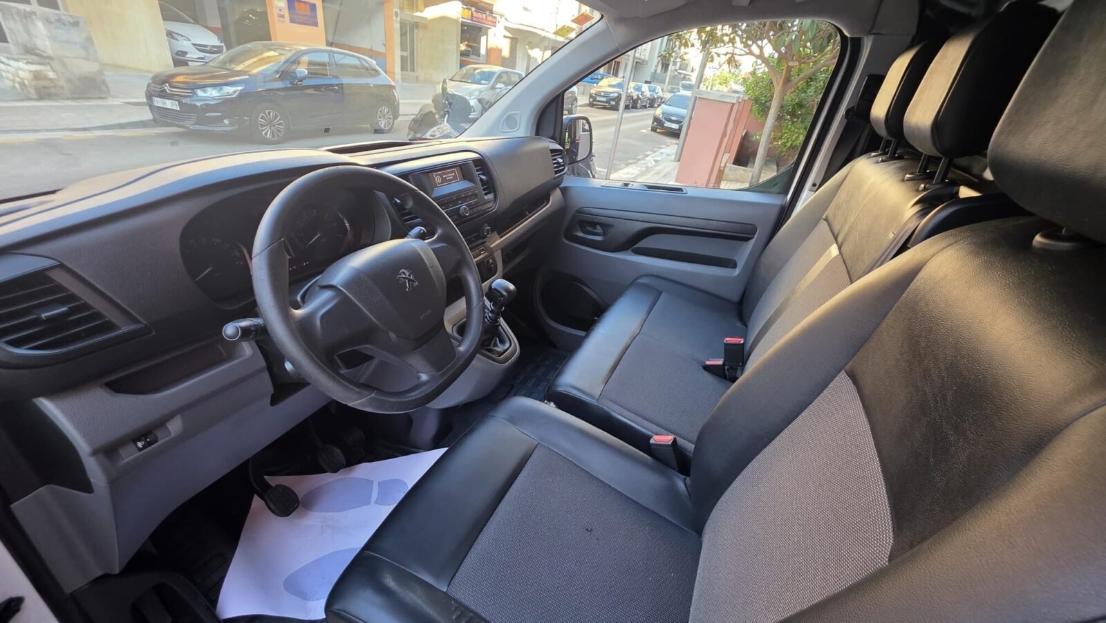PEUGEOT Expert Furgon Pro 1.5 BlueHDi 100 SS Standard