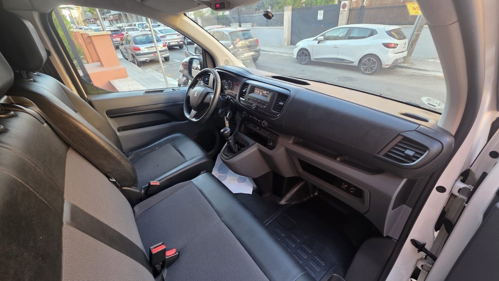 PEUGEOT Expert Furgon Pro 1.5 BlueHDi 100 SS Standard