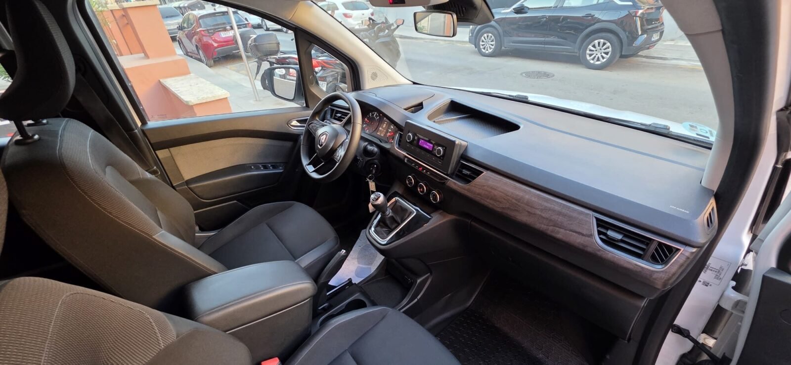 RENAULT Kangoo COMBI