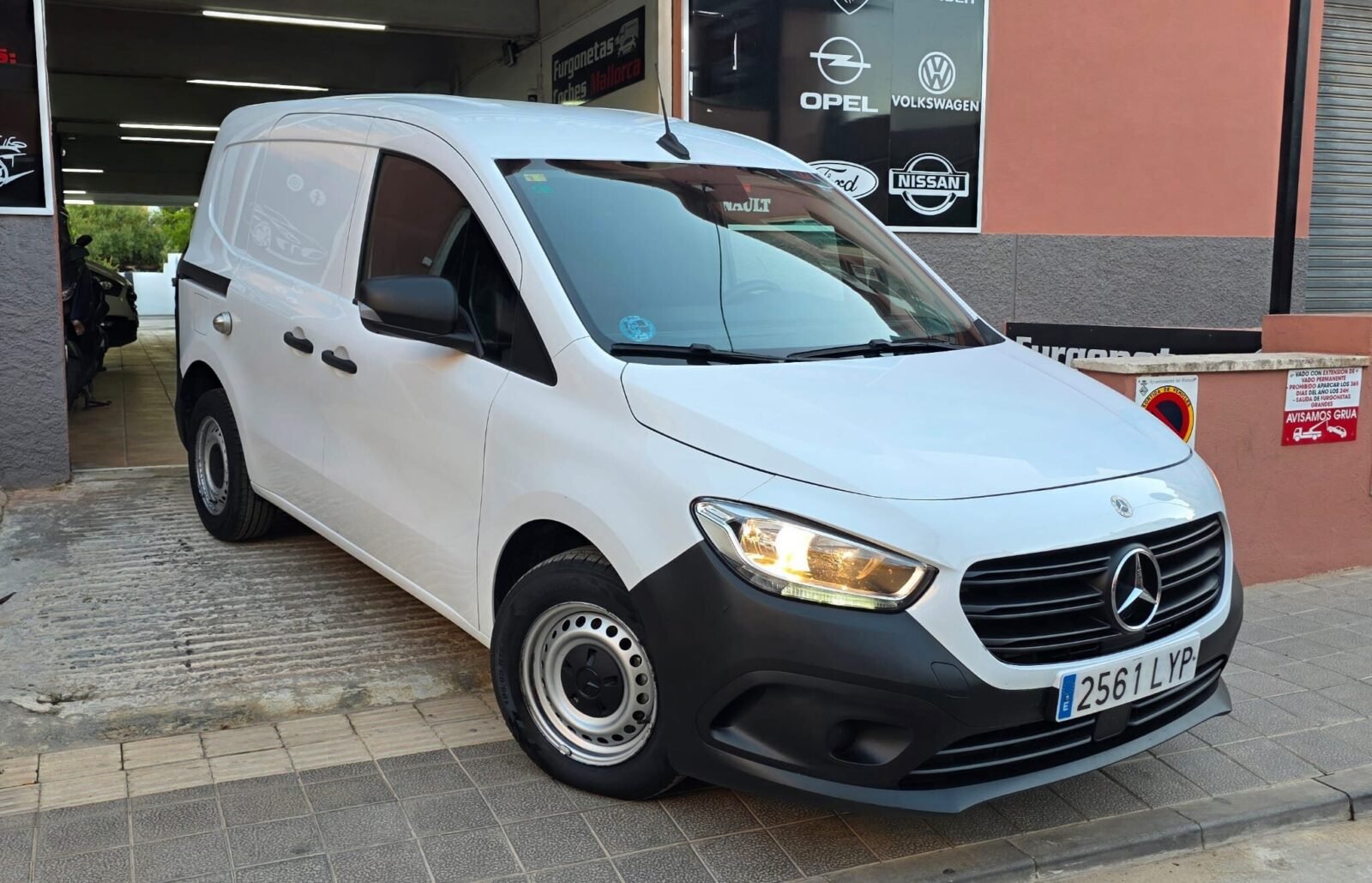 MERCEDES-BENZ Citan COMERCIAL